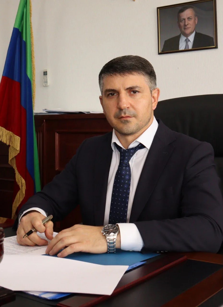 Ризван Мурадов поздравил газовиков Дагестана с праздником
