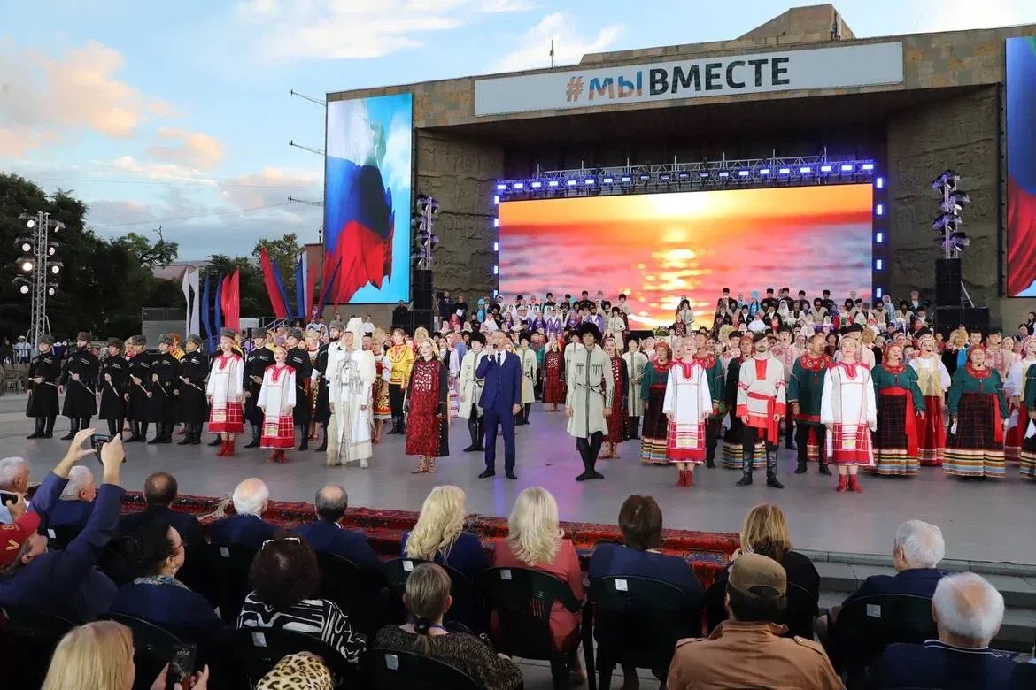 Гала-концерт в Махачкале собрал 1000 зрителей