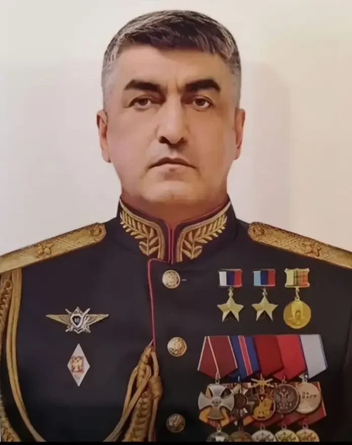 Герой России Эседулла Абачев стал сенатором от ЛНР