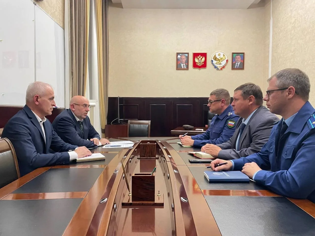 Альберт Хасауов и Дмитрий Трусов обсудили экологию Дагестана