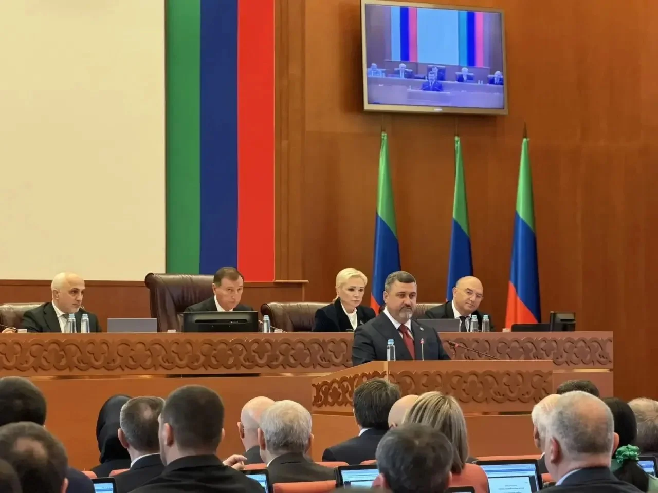 Фёдор Щукин представил кандидатуру Магомеда Рамазанова на третьей сессии