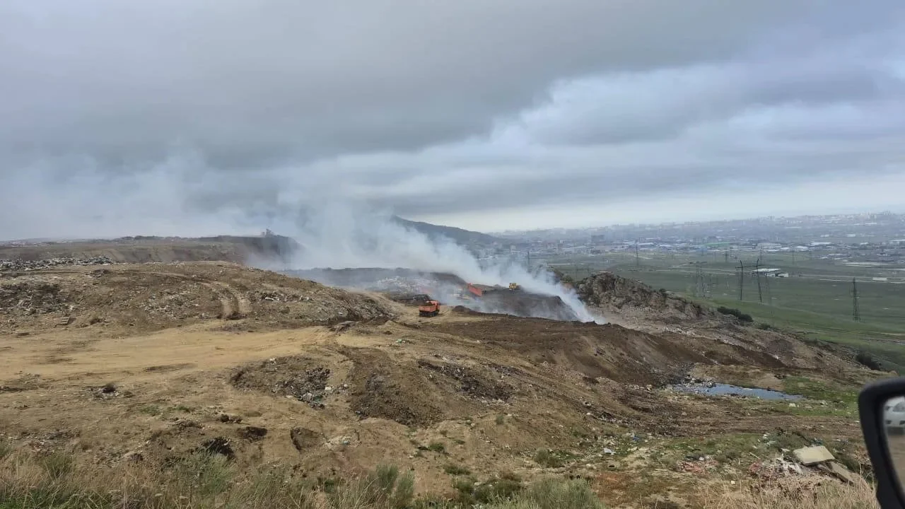 Альберт Хасауов проверил локализацию пожара в Черкес-Кутане