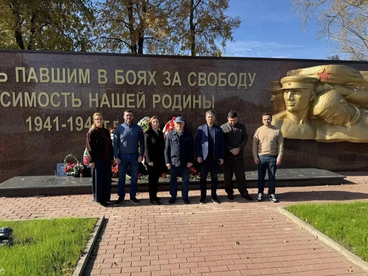 Делегация Дагестана почтила память защитников Витебска