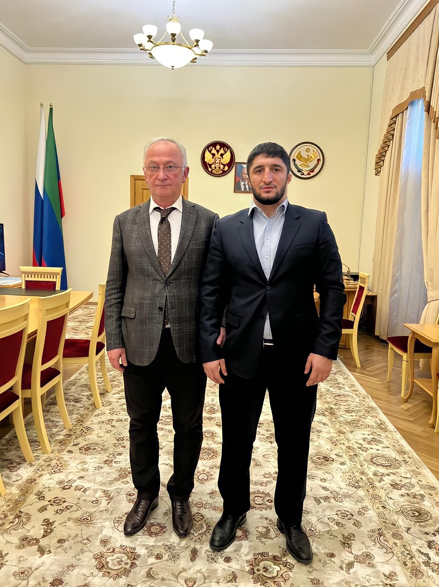 Премьер-министр Дагестана провел встречу с Абдулрашидом Садулаевым