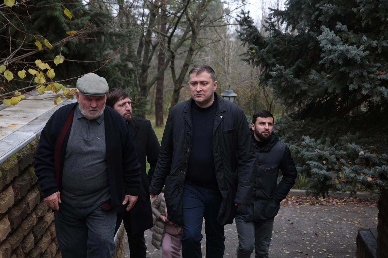 На территории будущего Центра «Альтаир» побывал Мурад Казиев