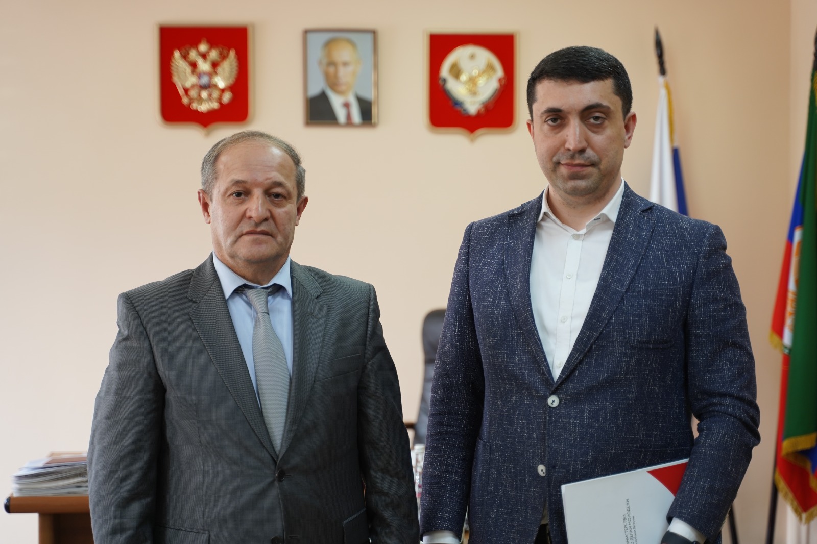 Ректор ДГИ встретился с руководителем Минмолодёжи РД