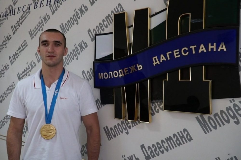 Муслим Гаджимагомедов победил на международном турнире по боксу
