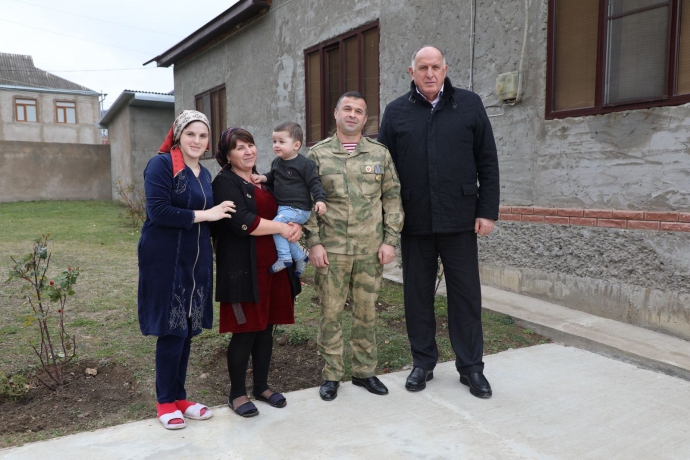Абдулмуслим Абдулмуслимов посетил семью участников СВО