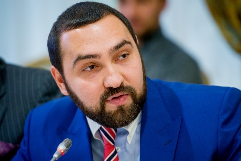 Бийсултан Хамзаев поддержал решение Путина по признанию ДНР и ЛНР