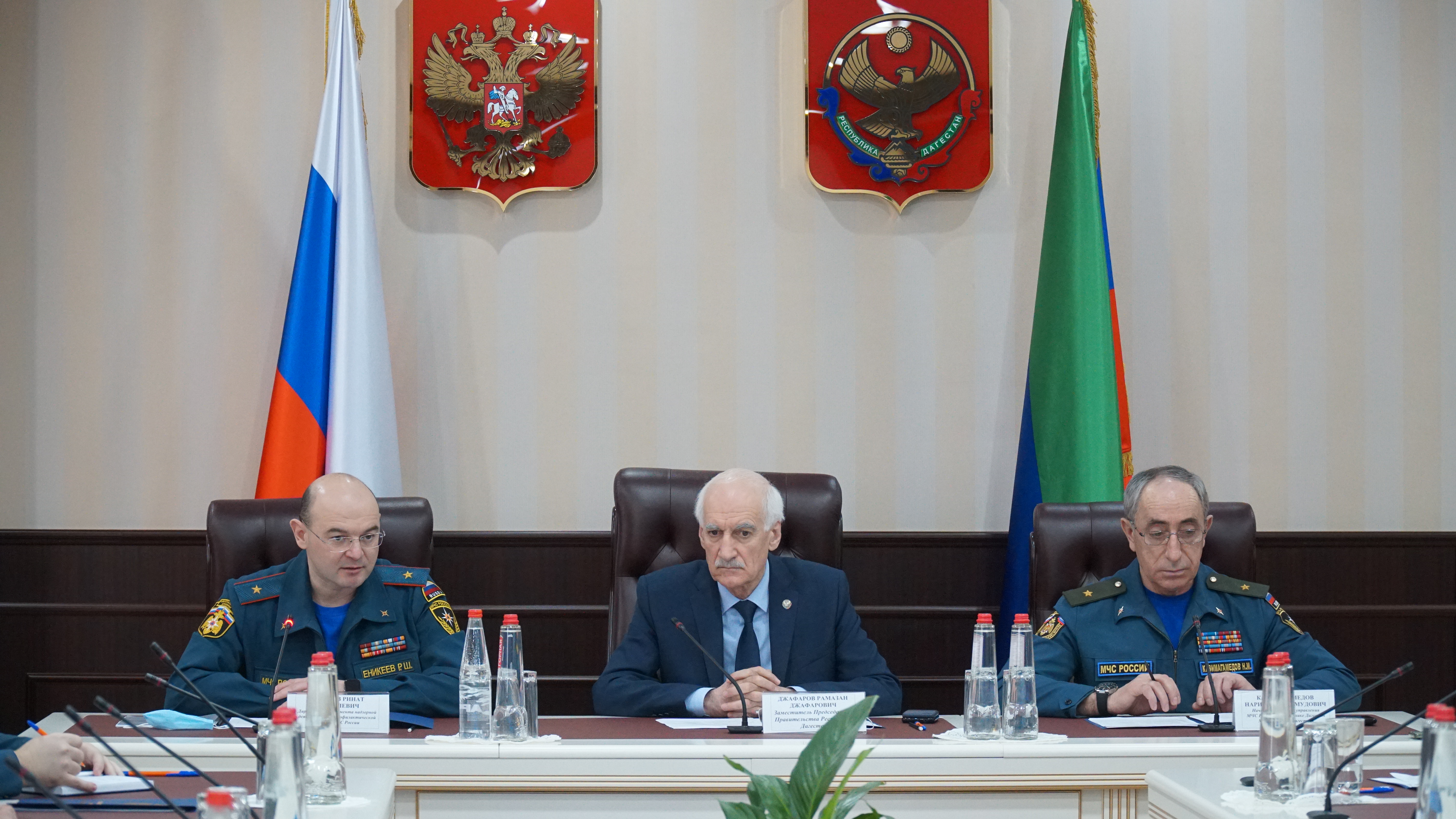 Рамазан Джафаров дал поручение всем  ведомствам оказать содействие комиссии МЧС РФ в проведении проверки