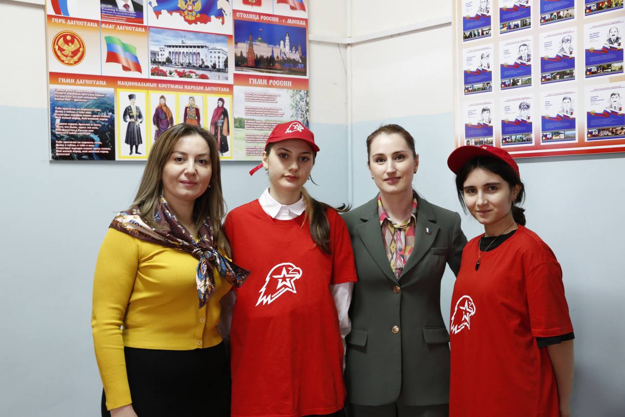 Специализированные росгвардейские классы оснастили в Дагестане