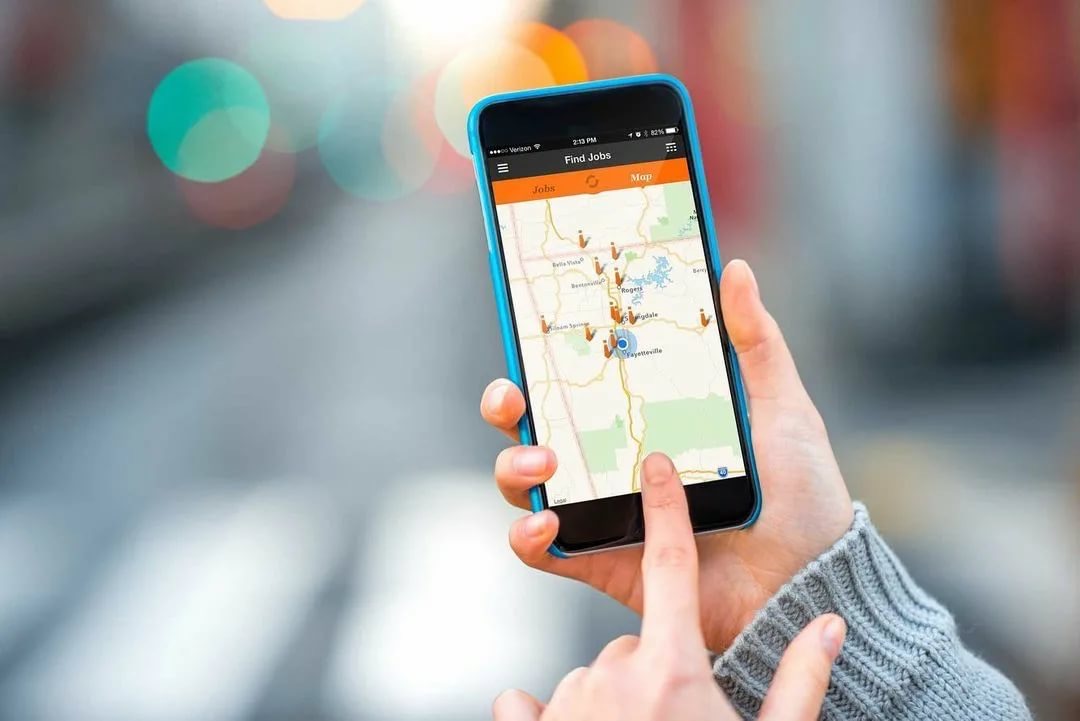 Приложение для туристов с аудиогидом на 5 языках разработают в Дербенте