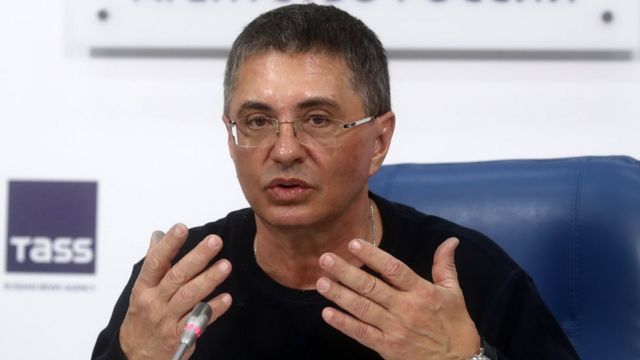 Мясников опровергает информацию о пользе алкоголя в борьбе с коронавирусом