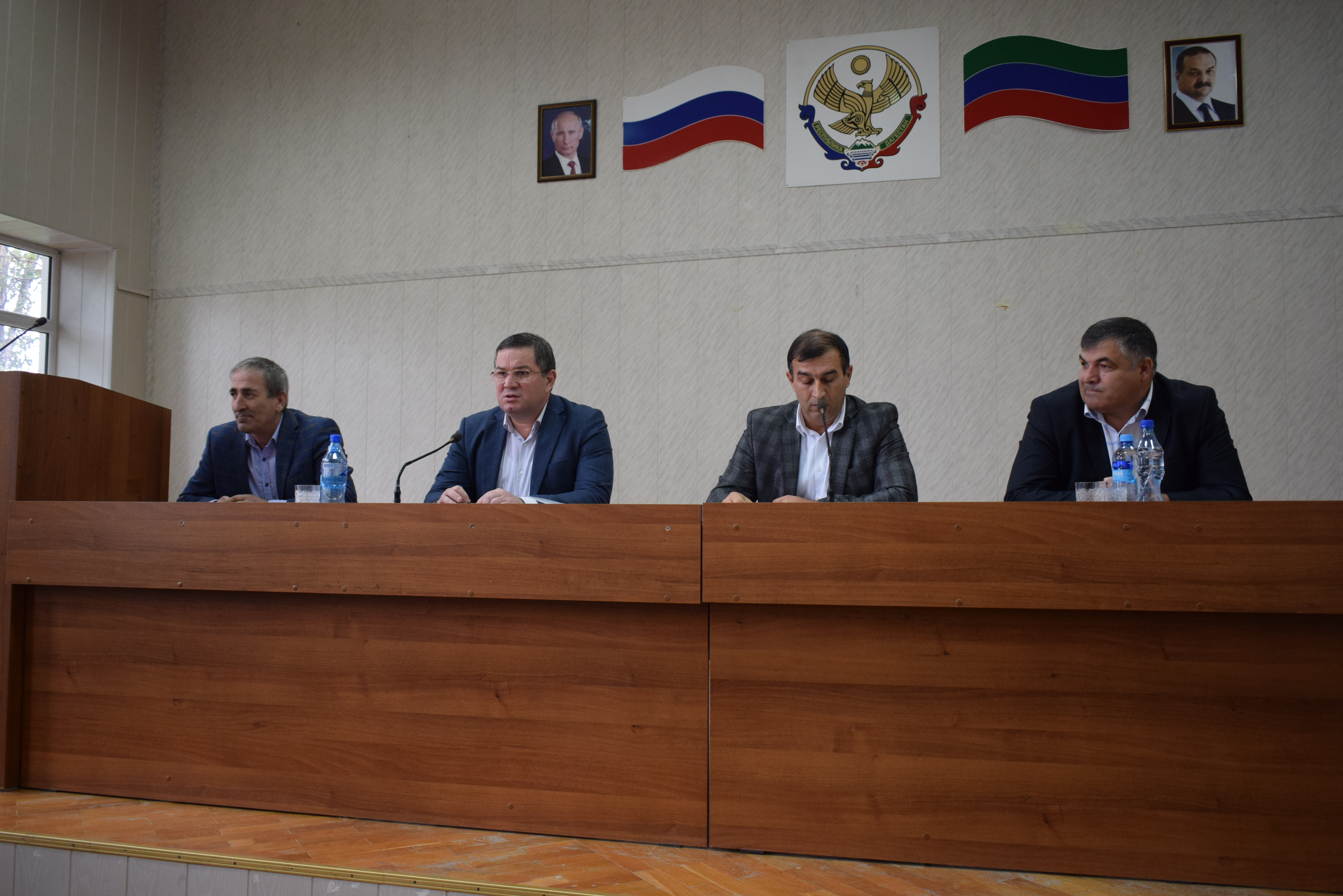 Очередная сессия Собрания депутатов Карабудахкентского района состоялась в муниципалитете