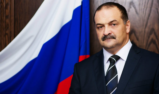 Сергей Меликов поздравил жителей Дагестана с Новым годом