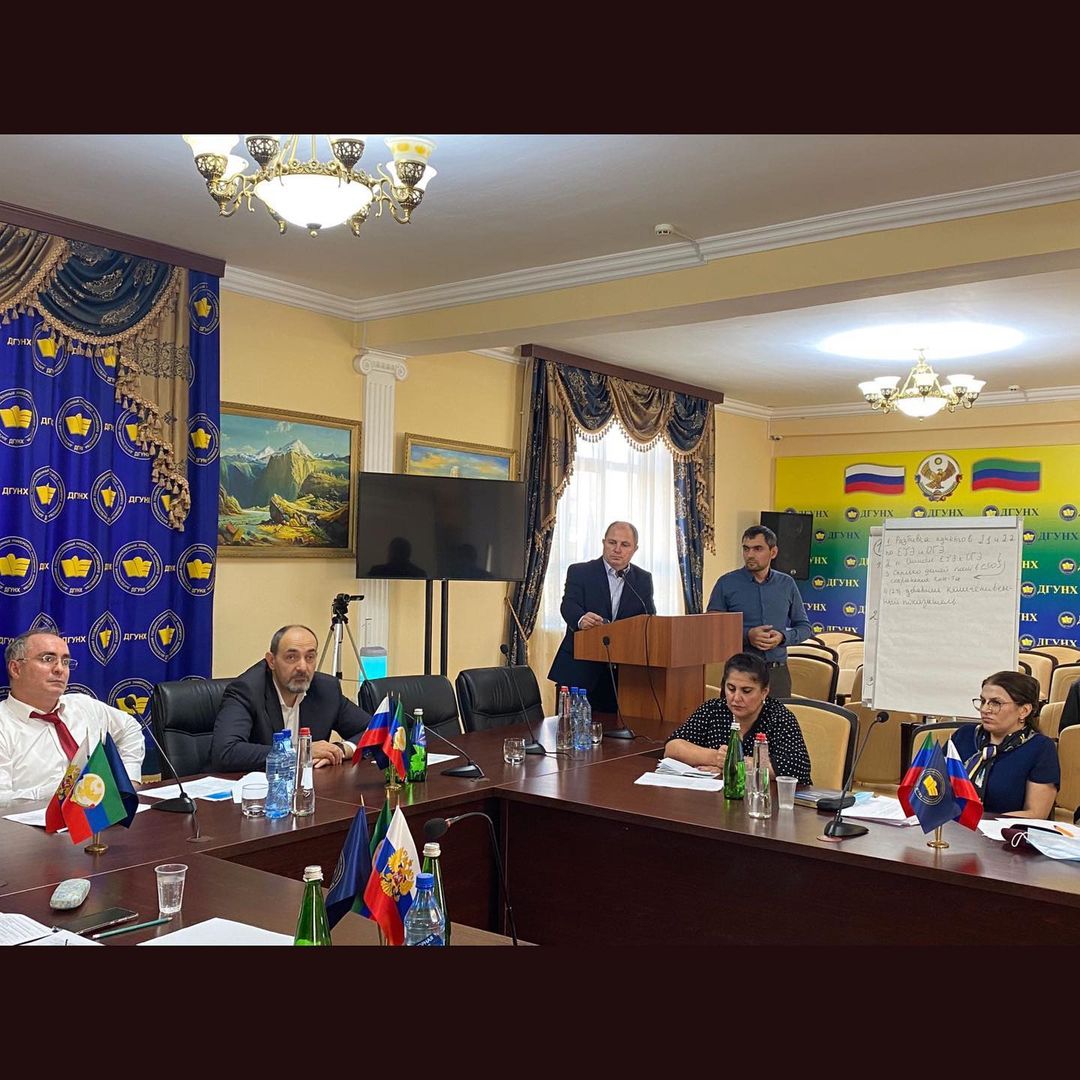 Яхья Бучаев указал цели и определил направления развития системы образования в Дагестане
