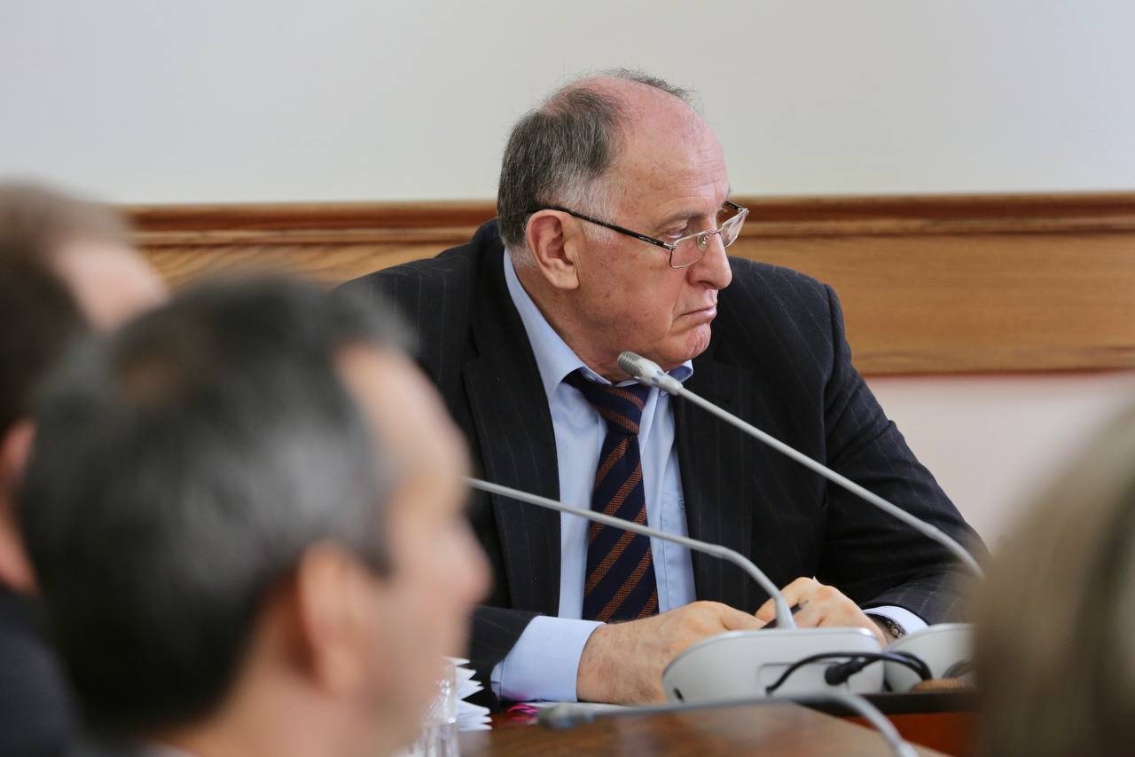 Более 457 многоквартирных домов обследовали в Дагестане