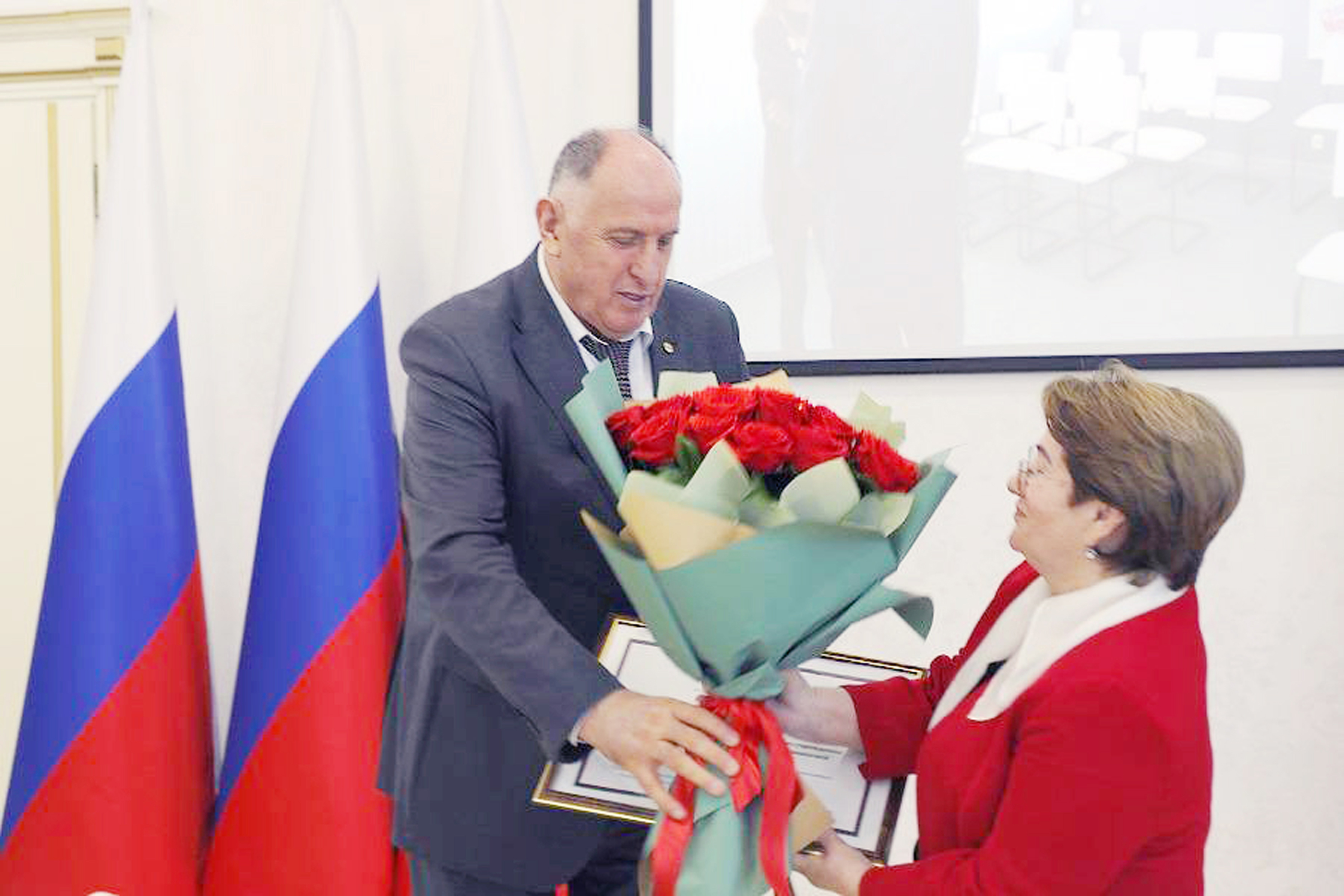 Газетни 105 йыллыгъы...