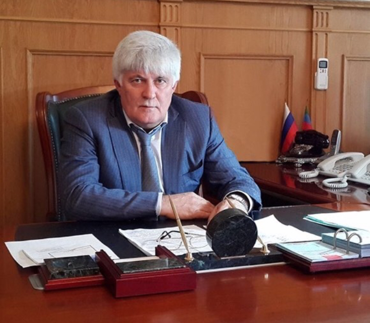 Депутаты Новолакского районного собрания избирали главу муниципалитета