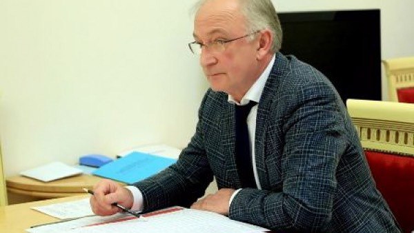 Парламент Дагестана поддержал кандидатуру Абдулпатаха Амирханова на должность премьер-министра