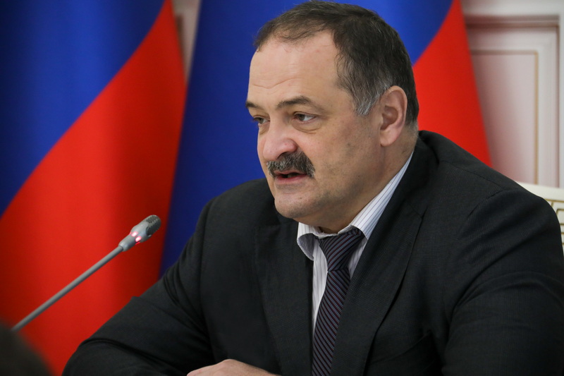 Глава Дагестана поздравил с победой юных танцоров ансамбля "Ватан"