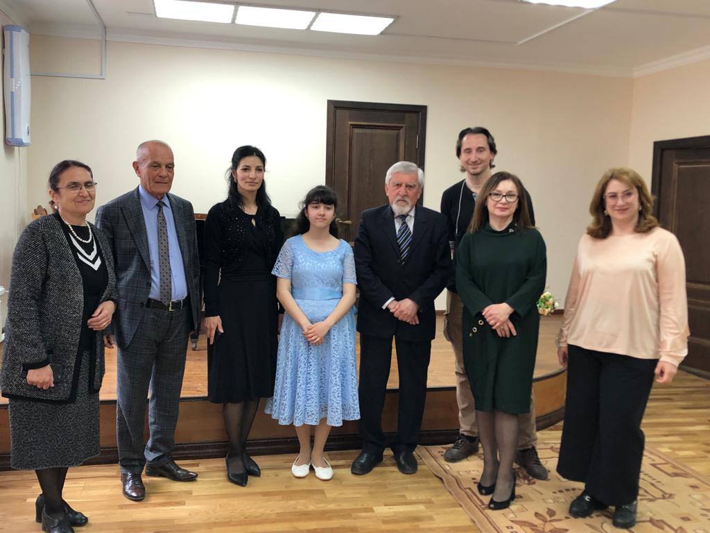 Стартовал конкурс «Юные звезды Махачкалы»