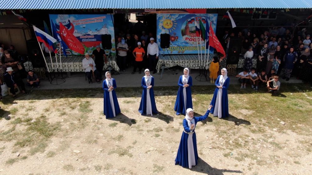 В Хасавюртовском районе, в канун Дня России, состоялась с/х ярмарка