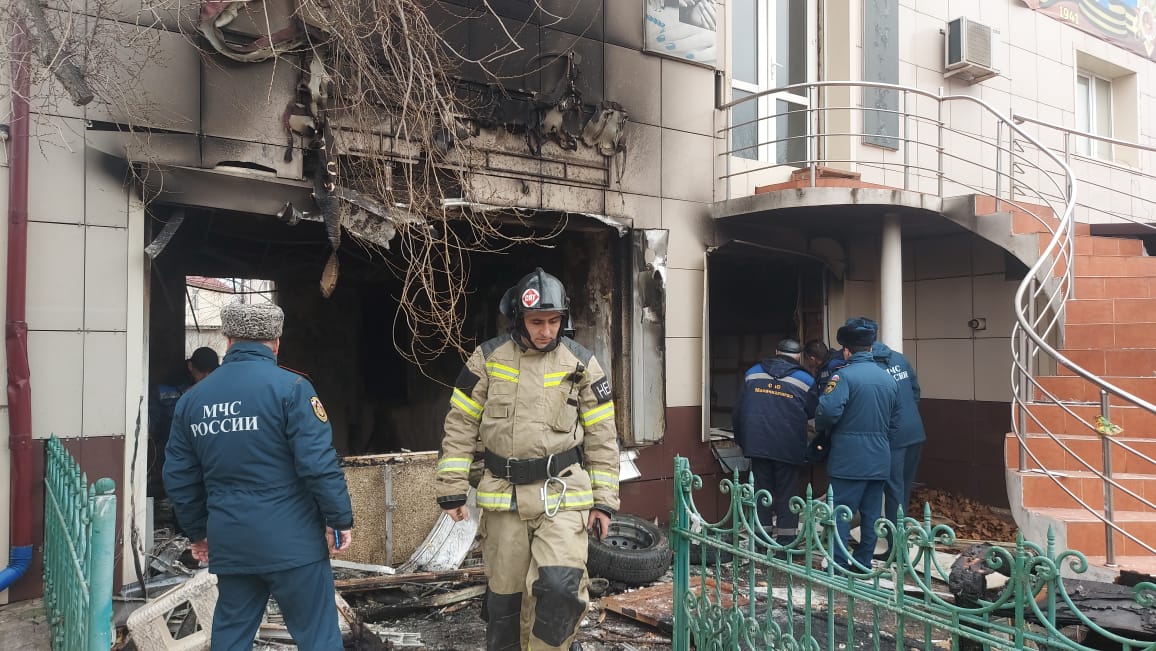 В салоне красоты Махачкалы произошел хлопок бытового газа