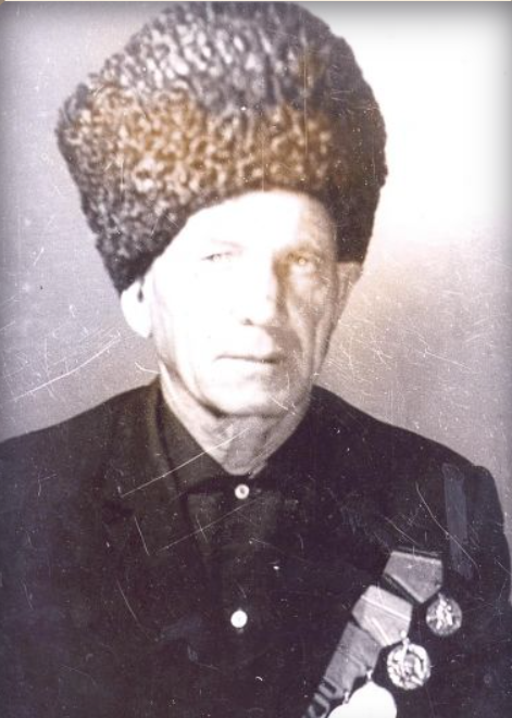 Килясханов Расул Килясханович участник ПАРАДА ПОБЕДЫ на Красной площади 1945 г. в Москве.