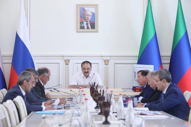 Сергей Меликов посвятил очередное заседание Оперштаба вопросам подготовки к зиме, развитие ЖКХ, обеспечение жильём детей-сирот