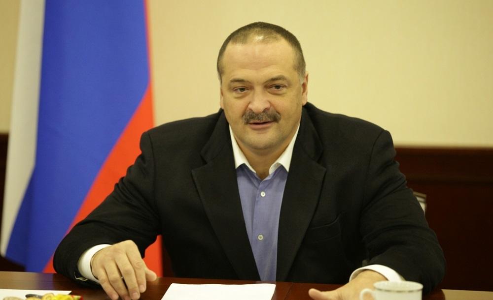 Сергей Меликов планирует навести порядок в сфере услуг ЖКХ Дагестана