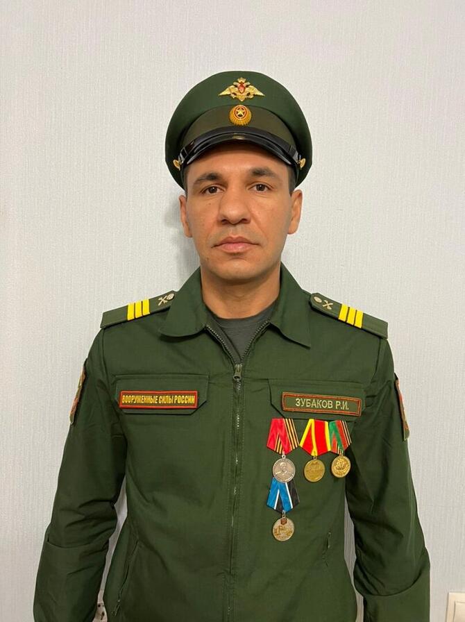 Расул Зубаков награжден медалью Жукова