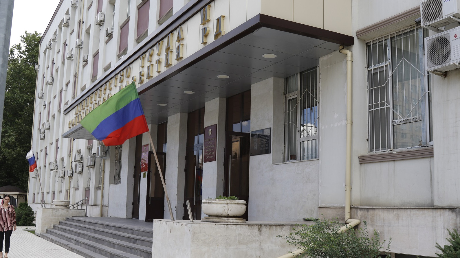 Минтруд Дагестан: все средства, предусмотренных на выплату в рамках регионального проекта «Финансовая поддержка семей при рождении детей» Нацпроекта «Демография» освоены