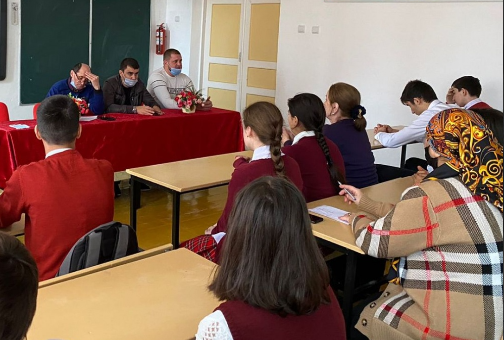 В школах Хасавюртовского района проводятся антинаркотические мероприятия