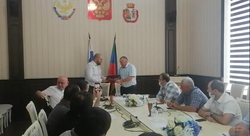 Администрация Дербента и Гильдия строителей СКФО подписали соглашение о сотрудничестве