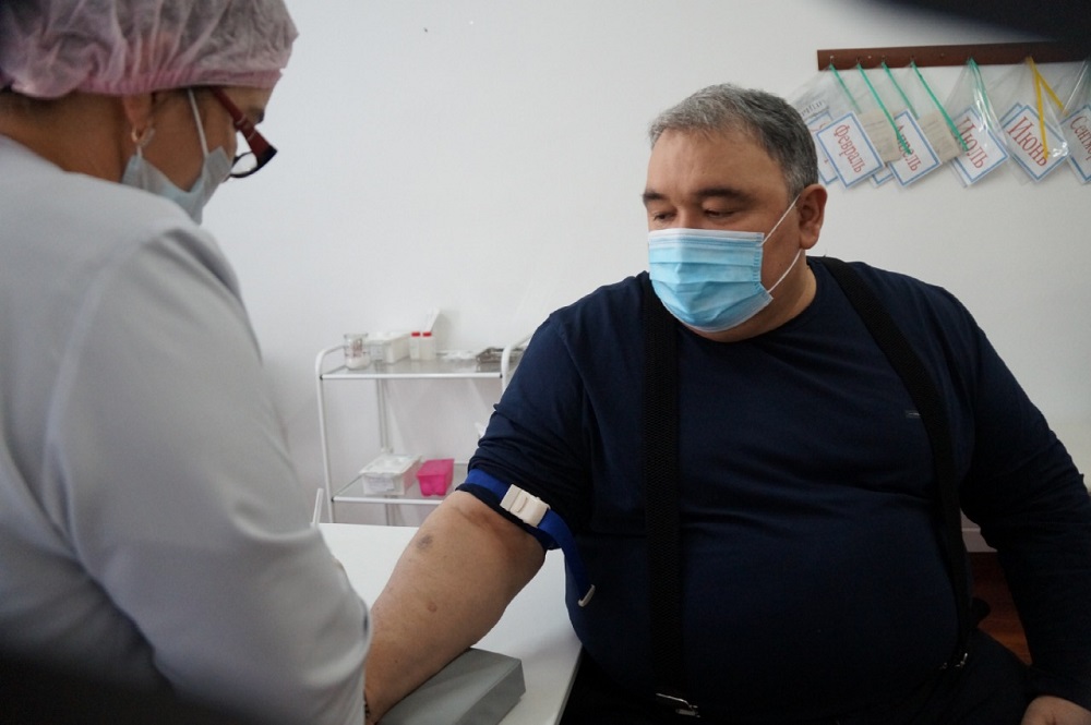 Глава Ногайского района готовится к вакцинации от коронавируса