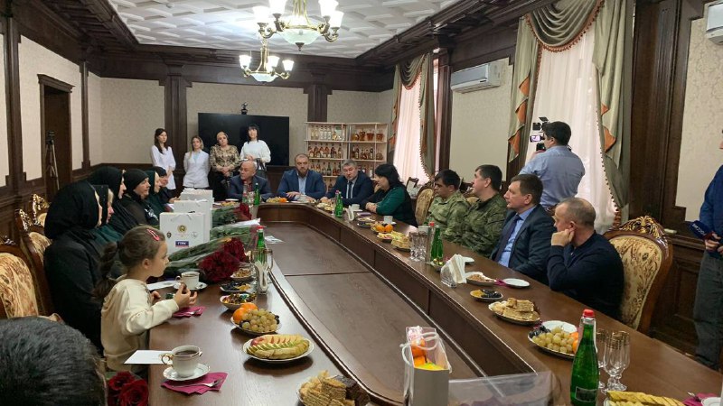 В Кизлярском коньячном заводе для матерей и жен погибших военных организовали мероприятие