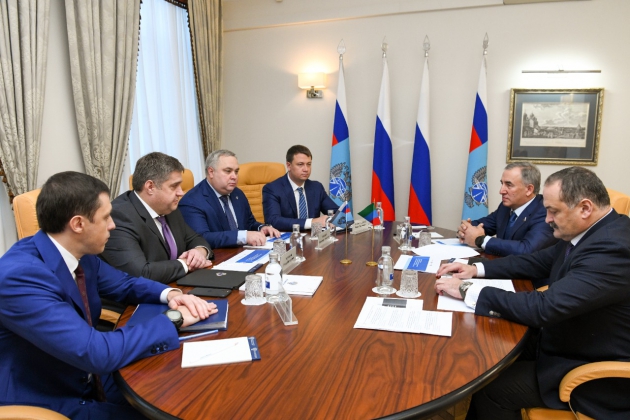 Новиков представил Меликову нового руководителя ФКУ Упрдор "Кавказ"