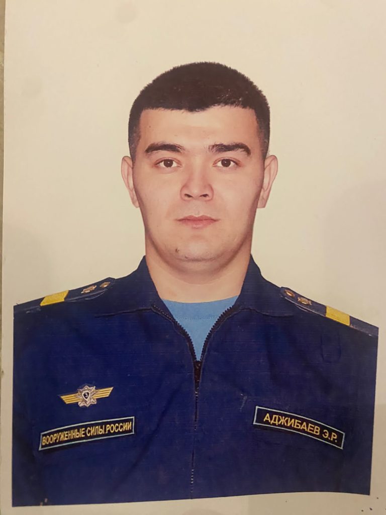 Эльдар Аджибаев выбрал профессию военнослужащего
