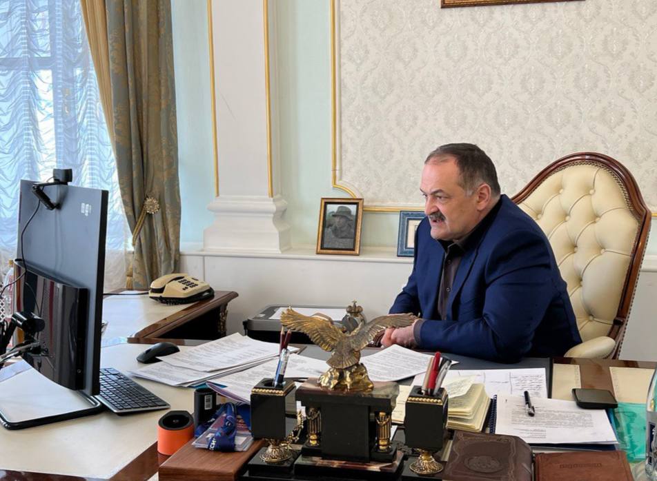 В Махачкале остановили строительство многоквартирного дома после обращения жильцов на имя Сергея Меликова