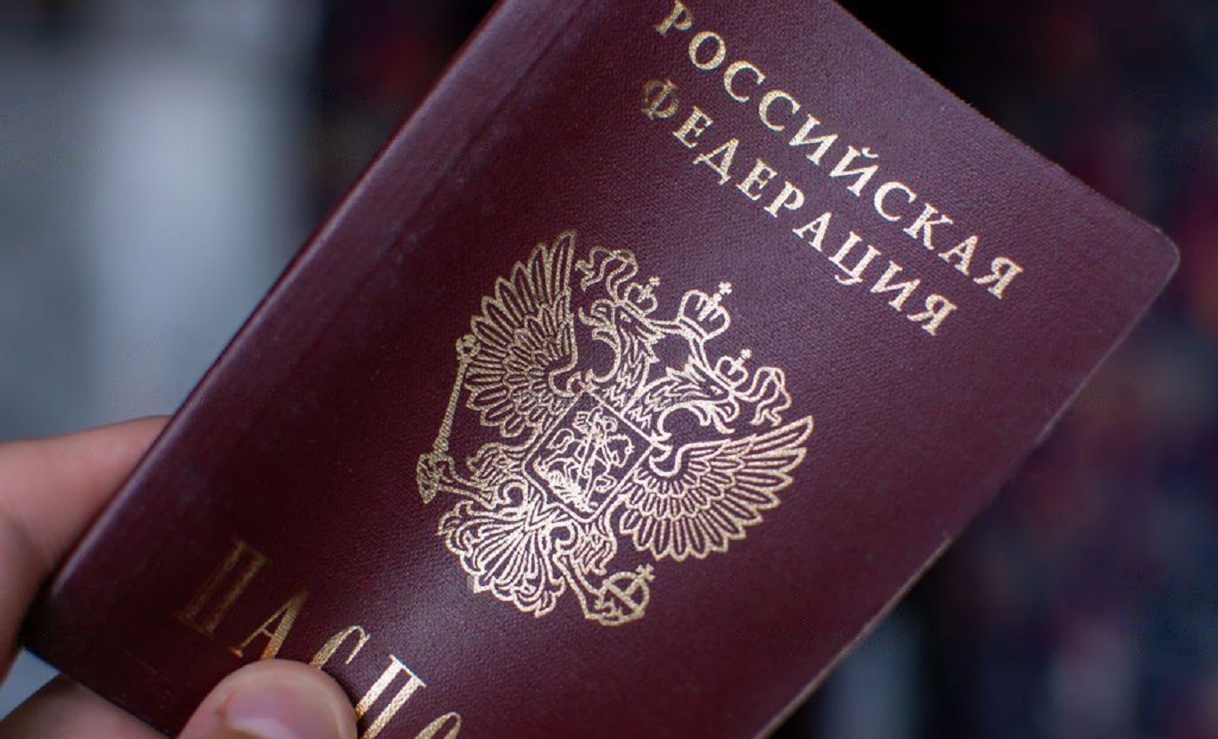 В День России школьникам вручат паспорта в Махачкале