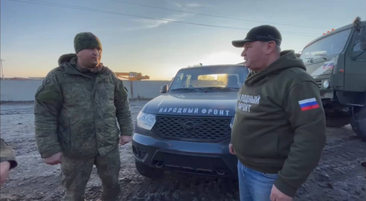 Народный фронт в Дагестане передал бойцам автомобиль и гуманитарную помощь