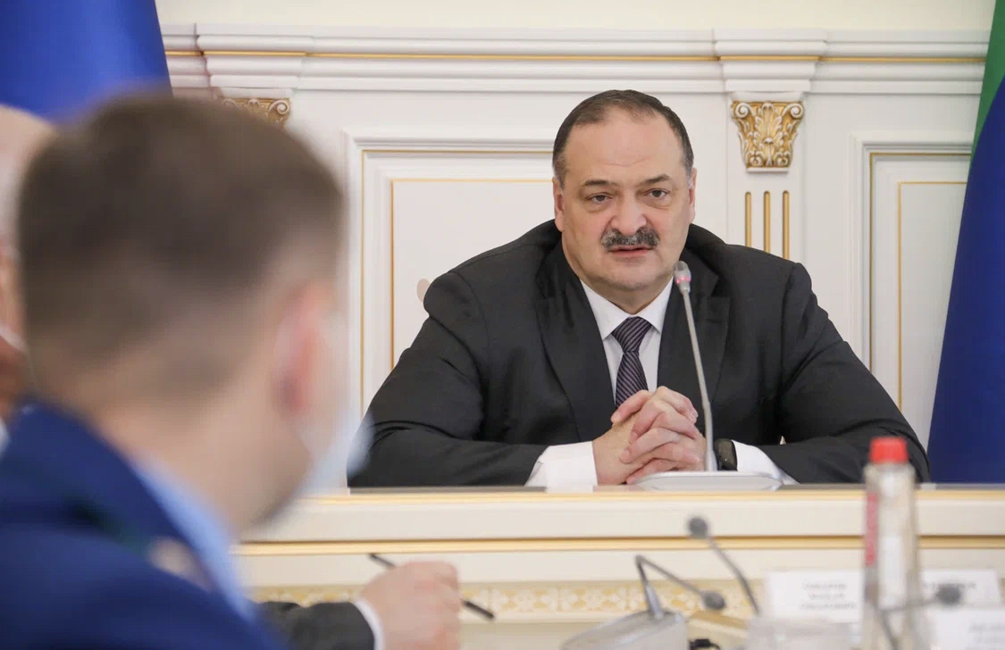 Только за прошлый год зарегистрировано 750 преступлений коррупционной направленности в Дагестане, отметил Меликов