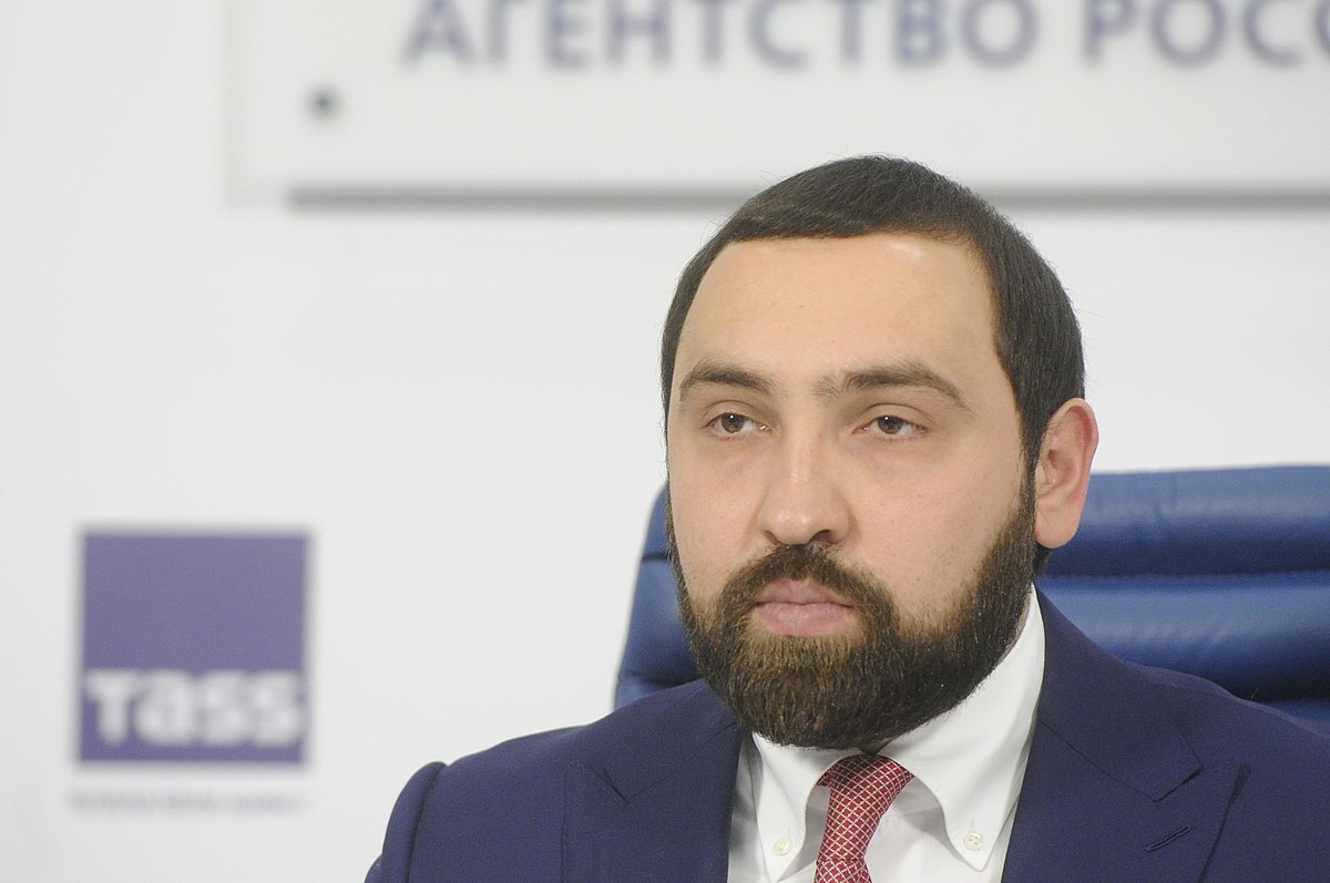 Султан Хамзаев призвал земляков проявить терпение