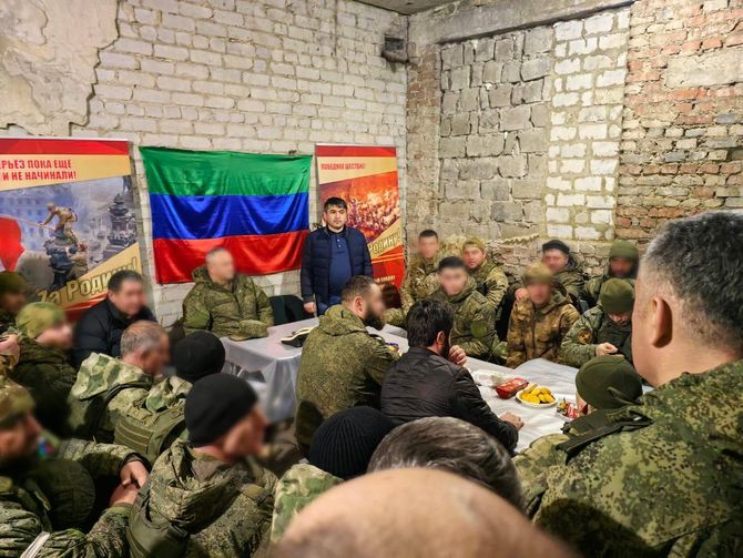 Магомед Курбанов посетил военных в зоне СВОДиана Муталибова