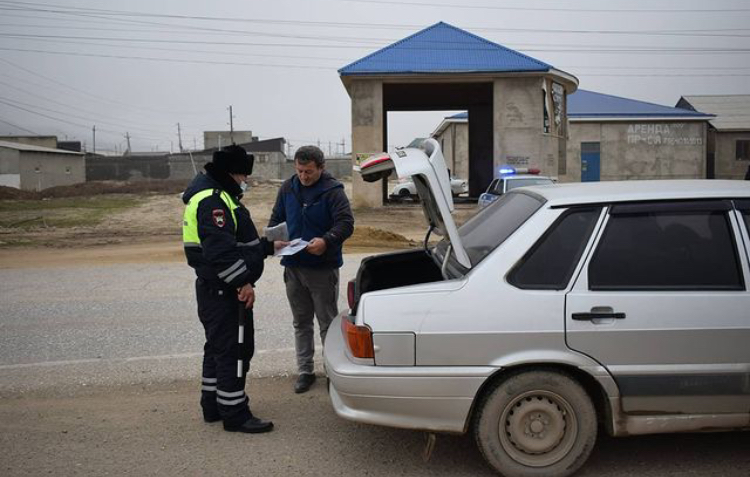 В Карабудахкентом районе сотрудники ДПС ГИБДД провели профилактический рейд