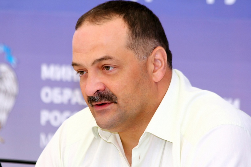 Сергей Меликов от своего имени раздаст тонну мяса для нуждающихся