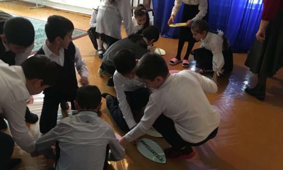 В Каякентском районе прошло познавательно-развлекательное мероприятие «Путешествие по стране Толерантности»
