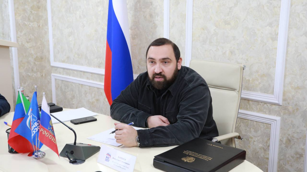 Депутат Хамзаев: наши Герои, их родные и близкие должны быть освобождены от всякой бюрократии!