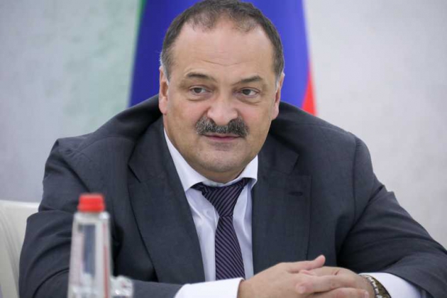 Глава Дагестана провел встречу с участниками проекта «Вахта Героев Отечества»